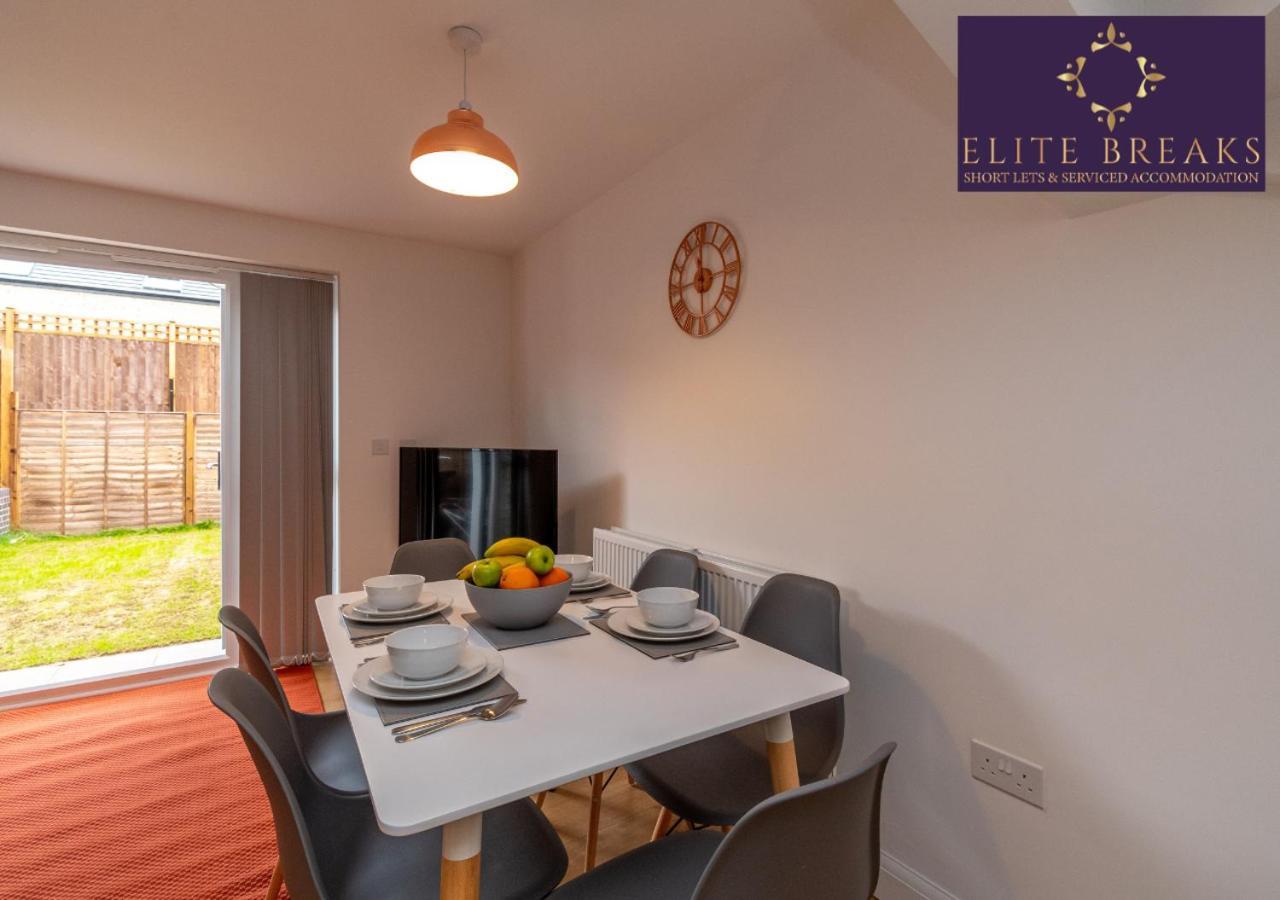 Central 4 Bed House By Elite Breaks Serviced With Free Parking Sleeps Upto 8 Birmingham