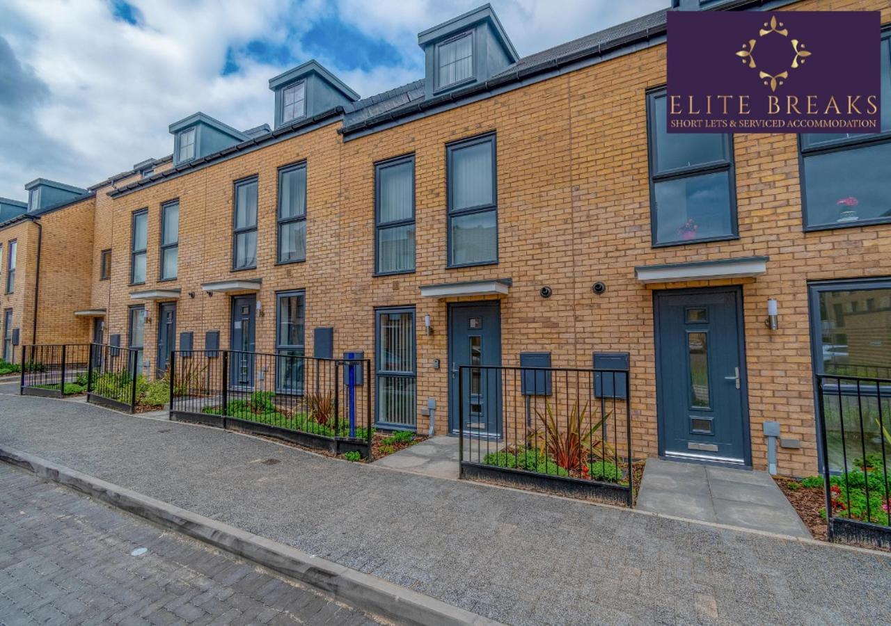 Holiday home Central 4 Bed House By Elite Breaks Serviced With Free Parking Sleeps Upto 8 Birmingham