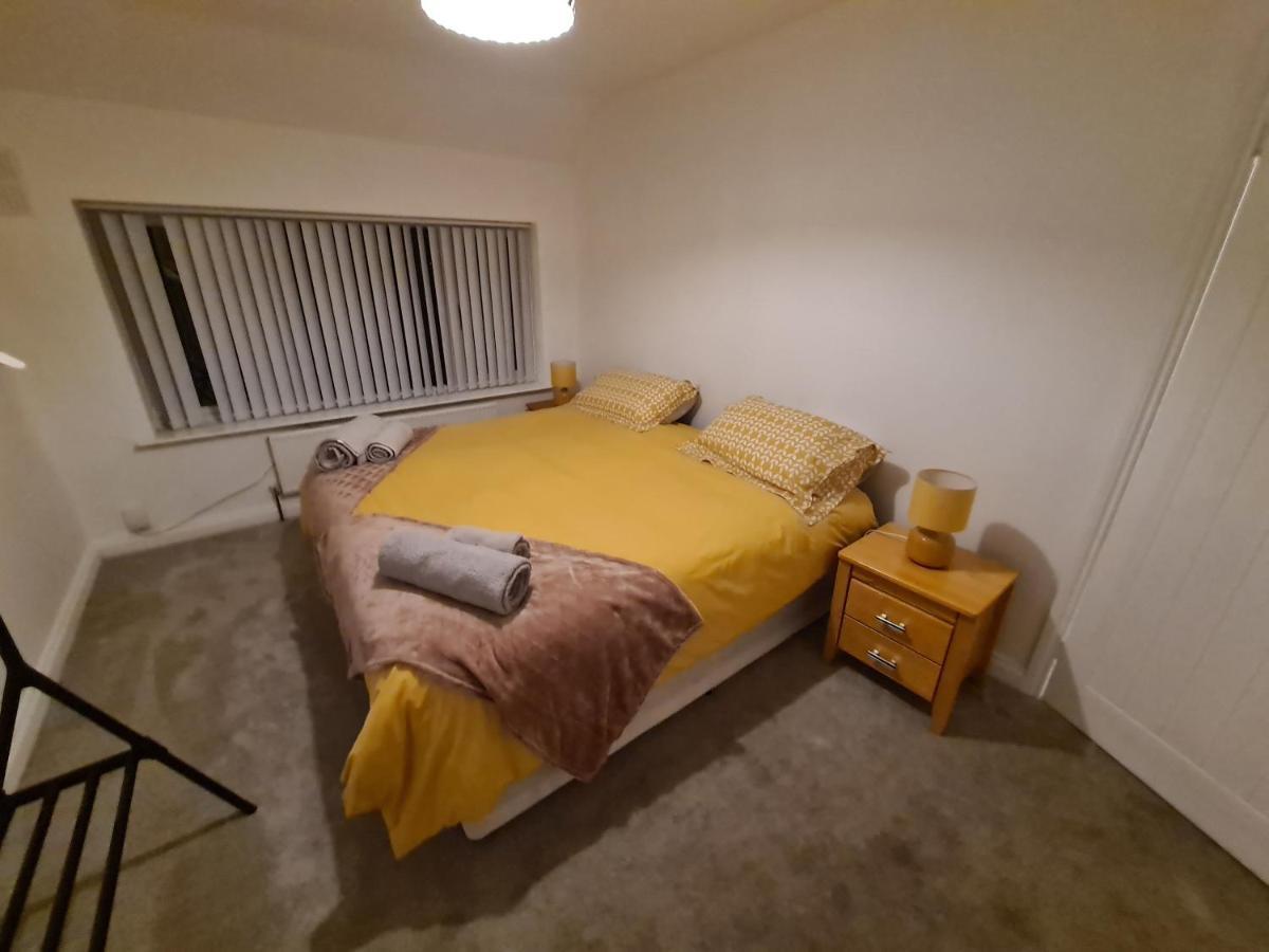 Beautiful Modern Three-bedroom Semi Detached House Holiday home *
