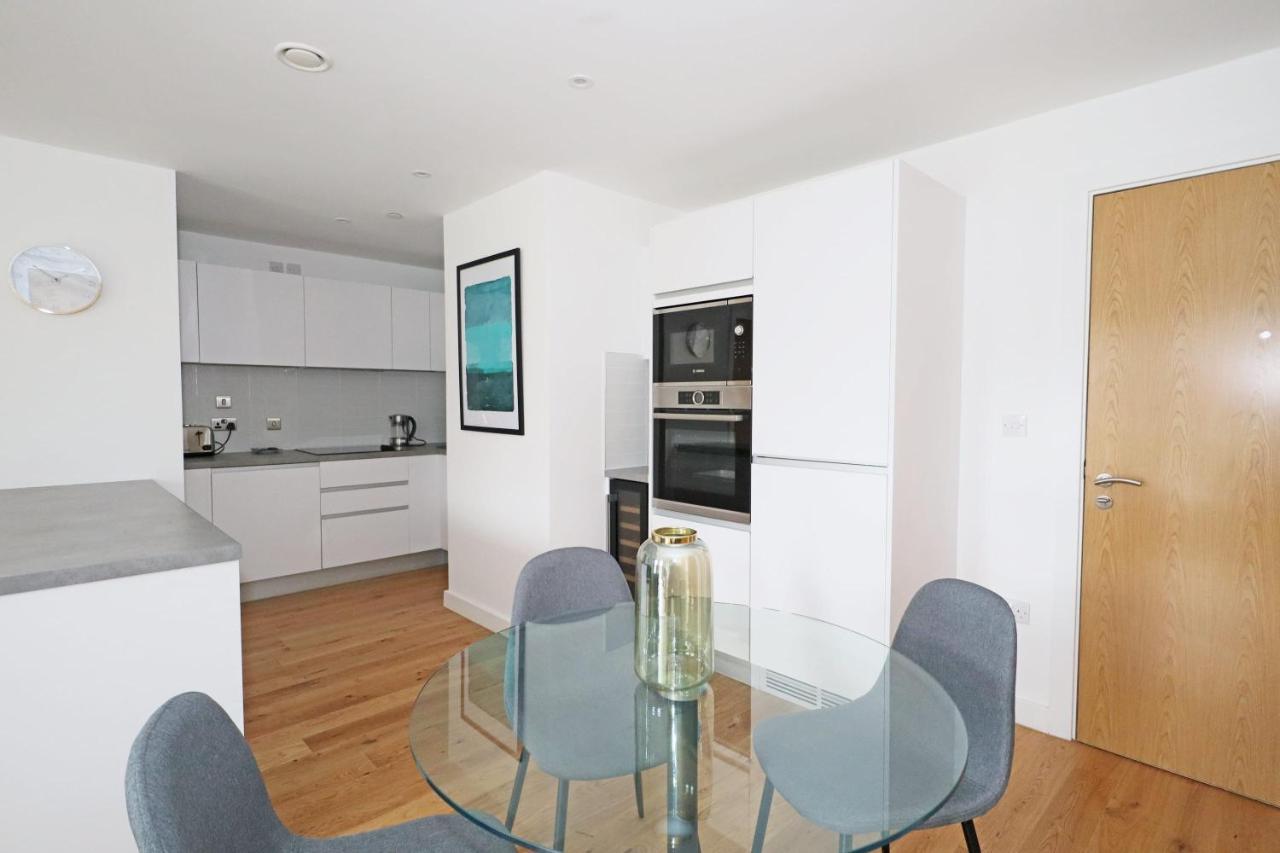 Lovely 2 Bed In Apartment