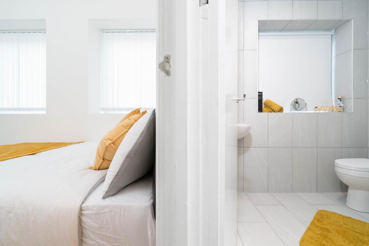 Apartment Two Bedroom Apartment-one Choice Stays- Jewellery Quarter *