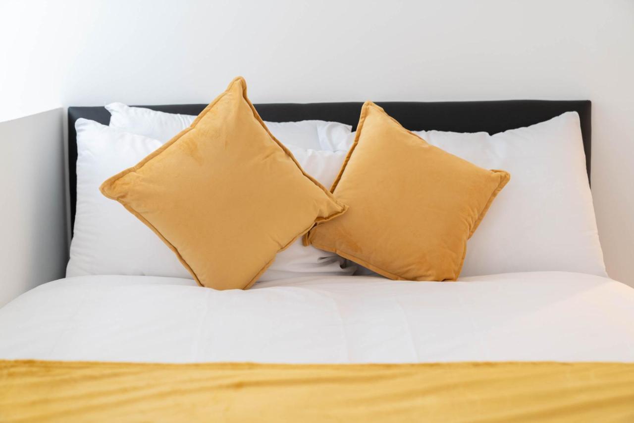 Two Bedroom Apartment-one Choice Stays- Jewellery Quarter Birmingham