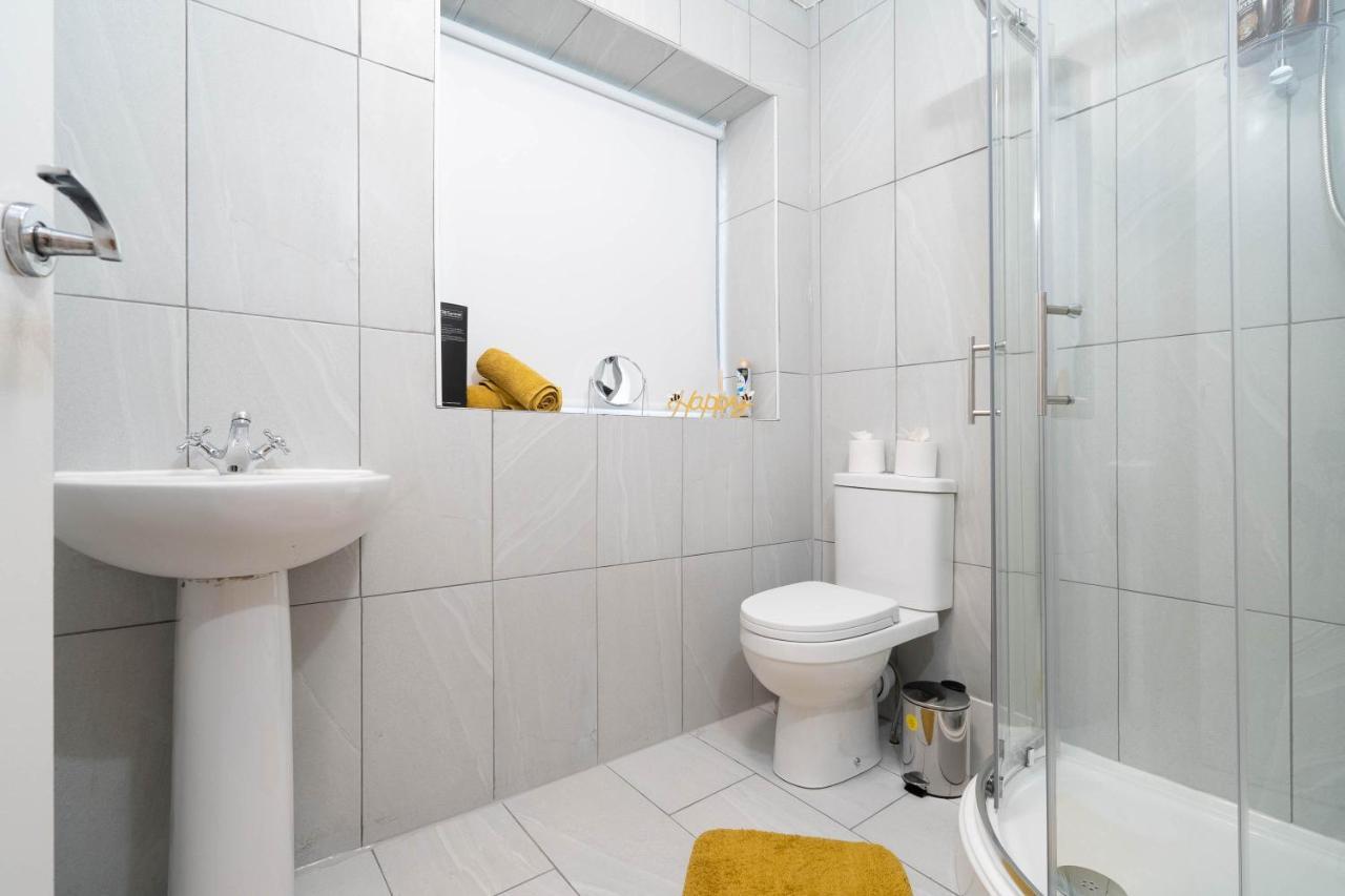 Apartment Two Bedroom Apartment-one Choice Stays- Jewellery Quarter