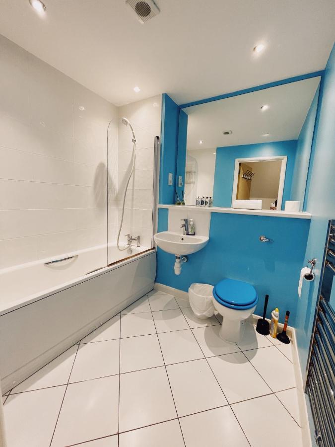 Insta-style Penthouse With Balcony Or 2b With Balcony Centre * Birmingham