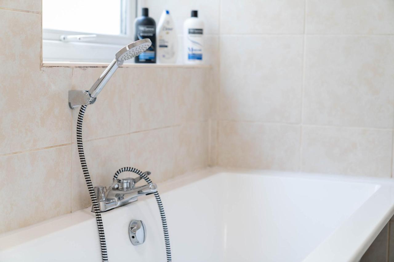 Three Bedroom Apartment- One Choice Stays Serviced Accommodation- Jewellery Quarter *