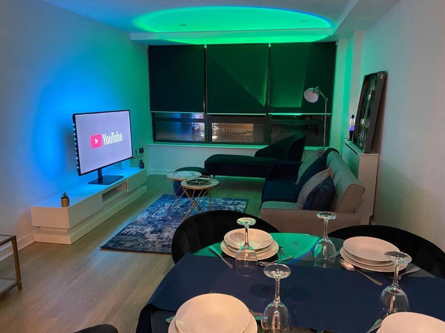 Apartment Perfect For Families & Business - Demha Nights *