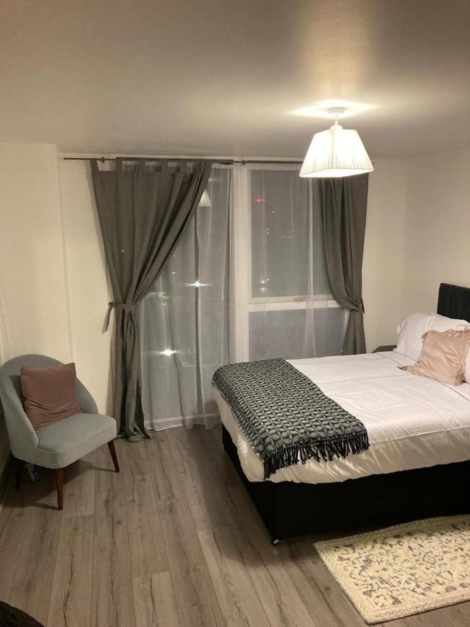 Lux One Bed Apartment *