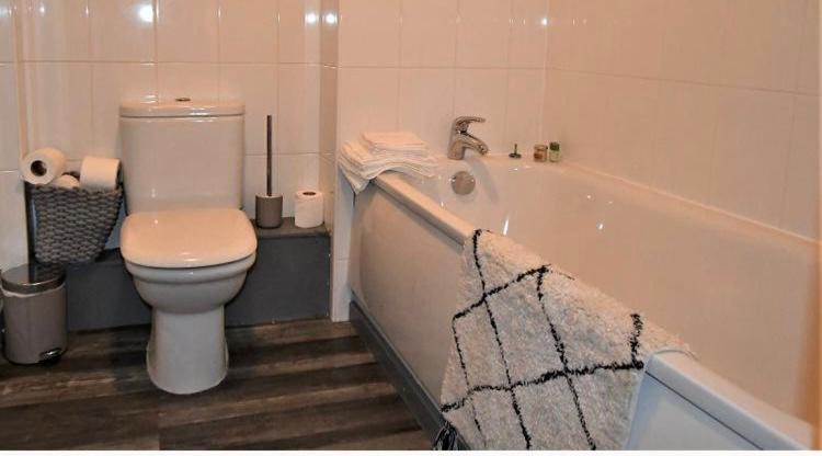 Lux One Bed * Birmingham