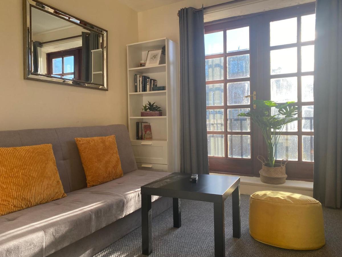 St Paul's Square Cozy Ciean Quiet Close To Centre Apartment *