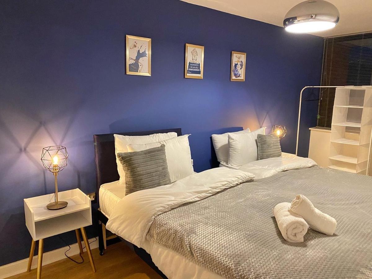 Perfect For Families & Business - Demha Nights Apartment Birmingham