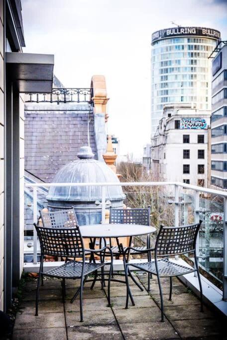 Pluxa Vivacity Sensational In The Heart Of The Apartment
