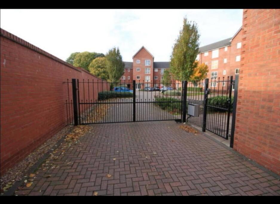 Brumstay Uk - 2 Bed Flat Close To Centre * Birmingham
