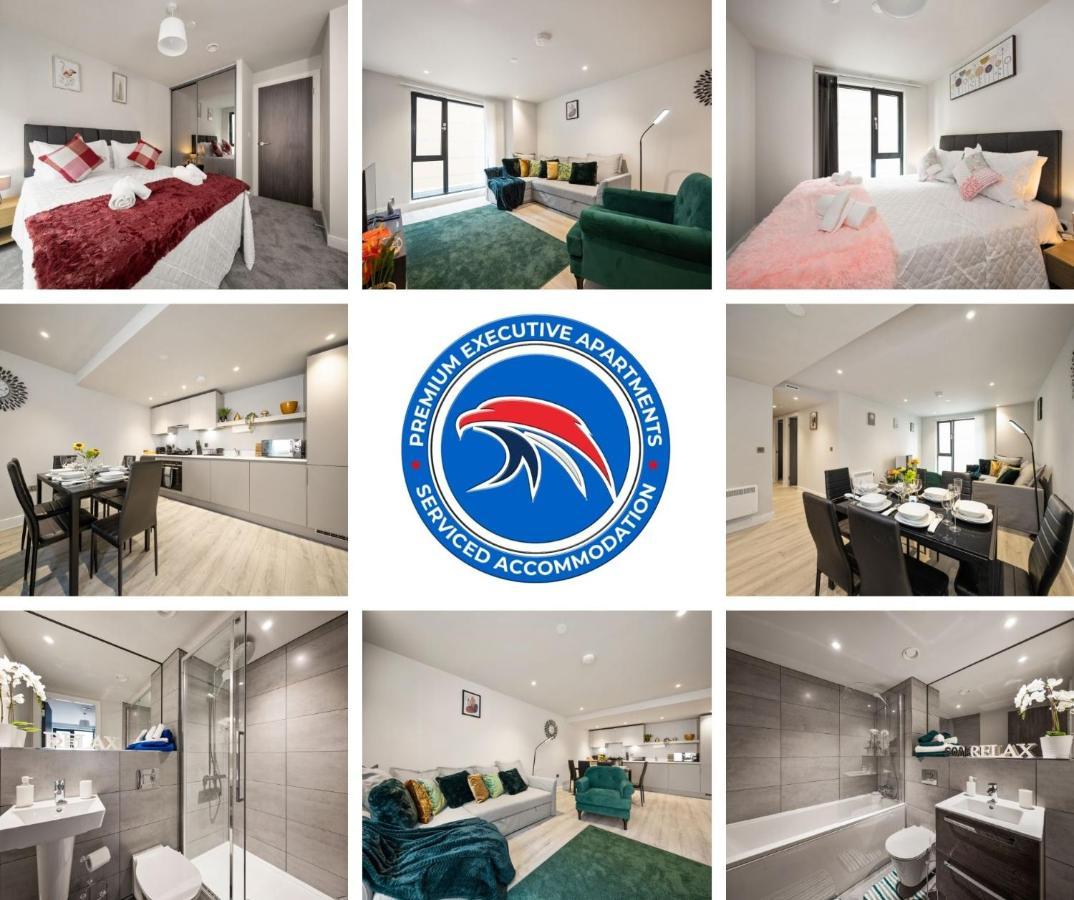 St Martins Place: Extended With Free Gym & Cinema Apartment