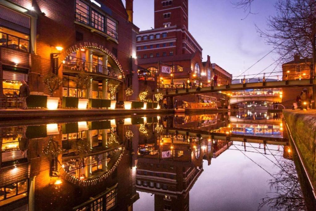 Centre Snow Hill *