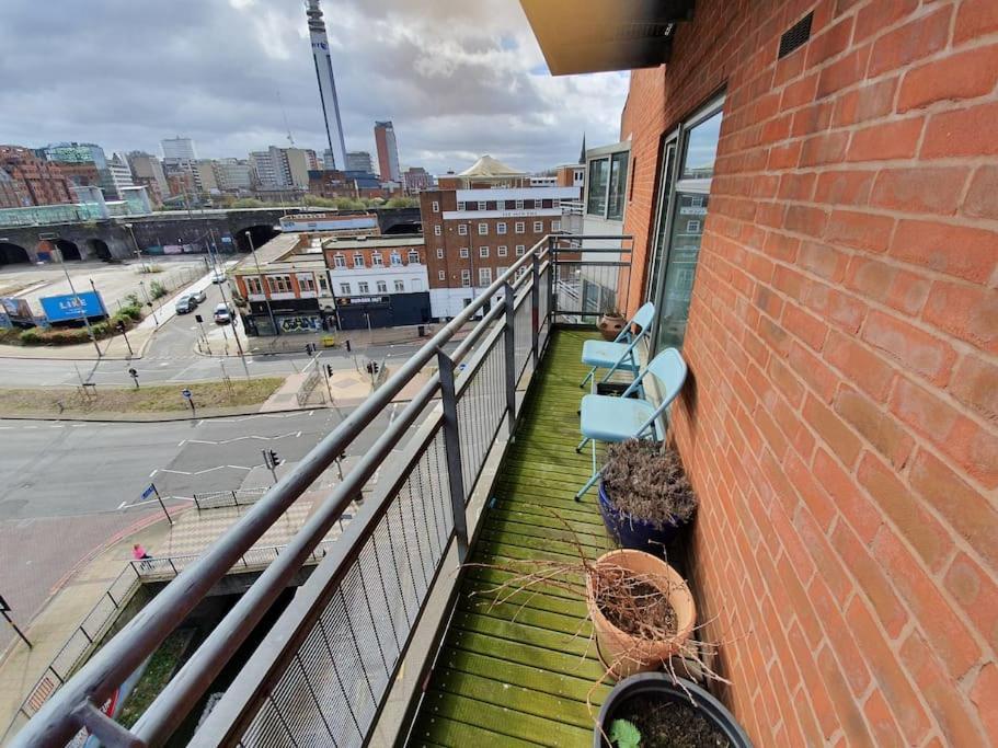 Centre Snow Hill Apartment