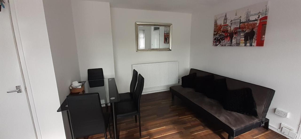 Easy Reach Birmingham, Near Utilita Arena, Icc, Brindley Place And Symphony Hall, With Free Allocated Parking *