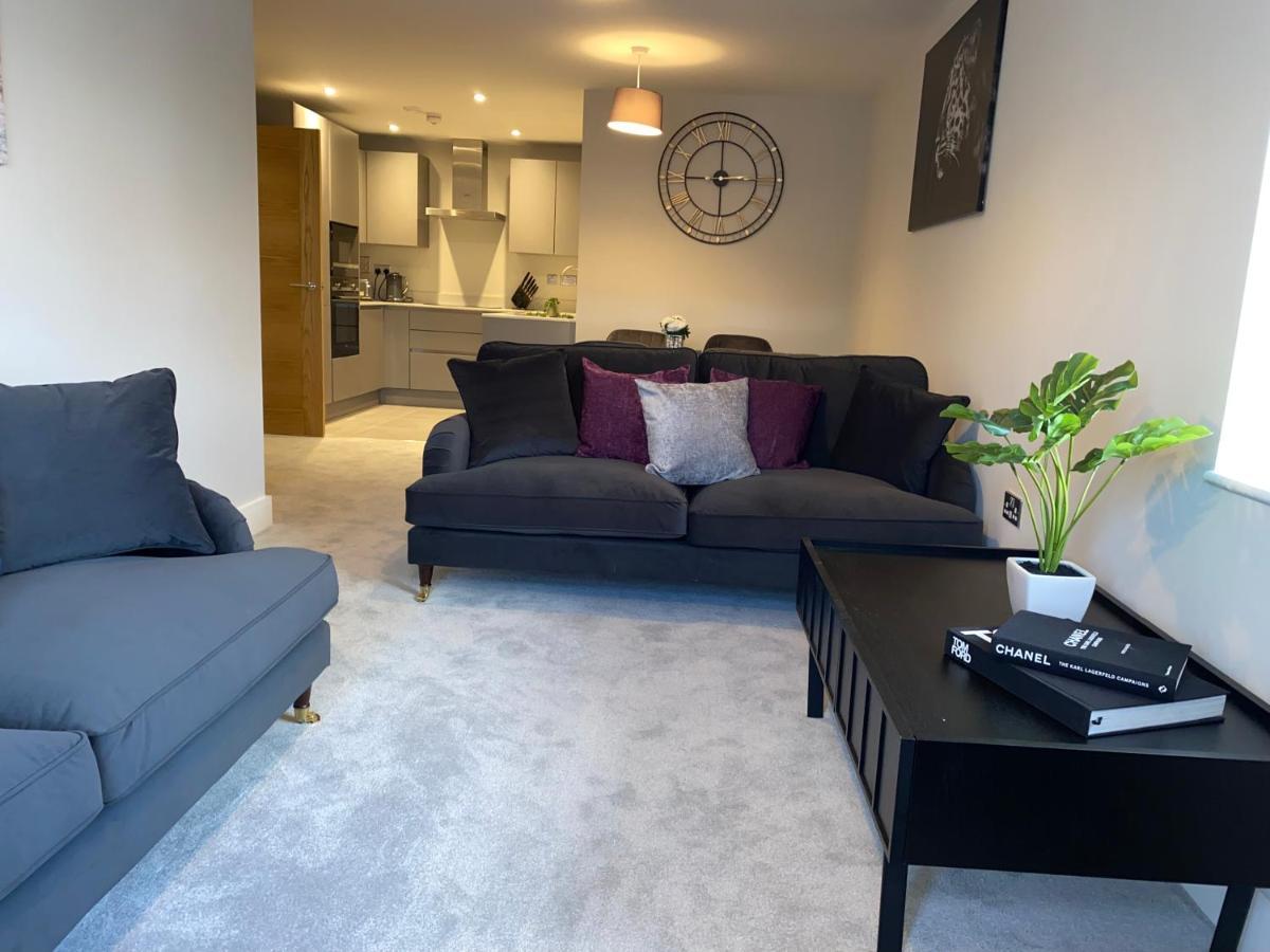 Roomotel - Oakview Moseley *