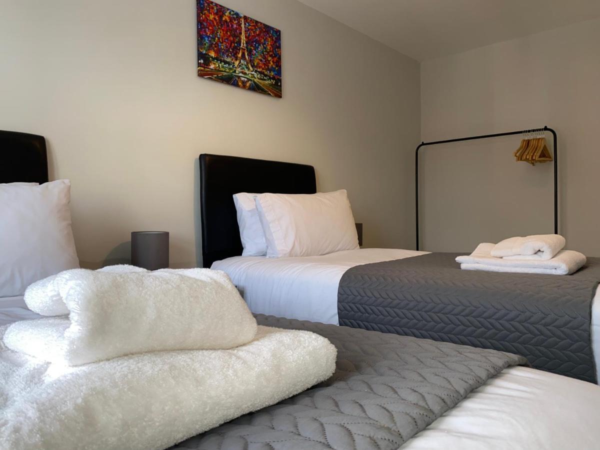 Roomotel - Oakview Moseley *