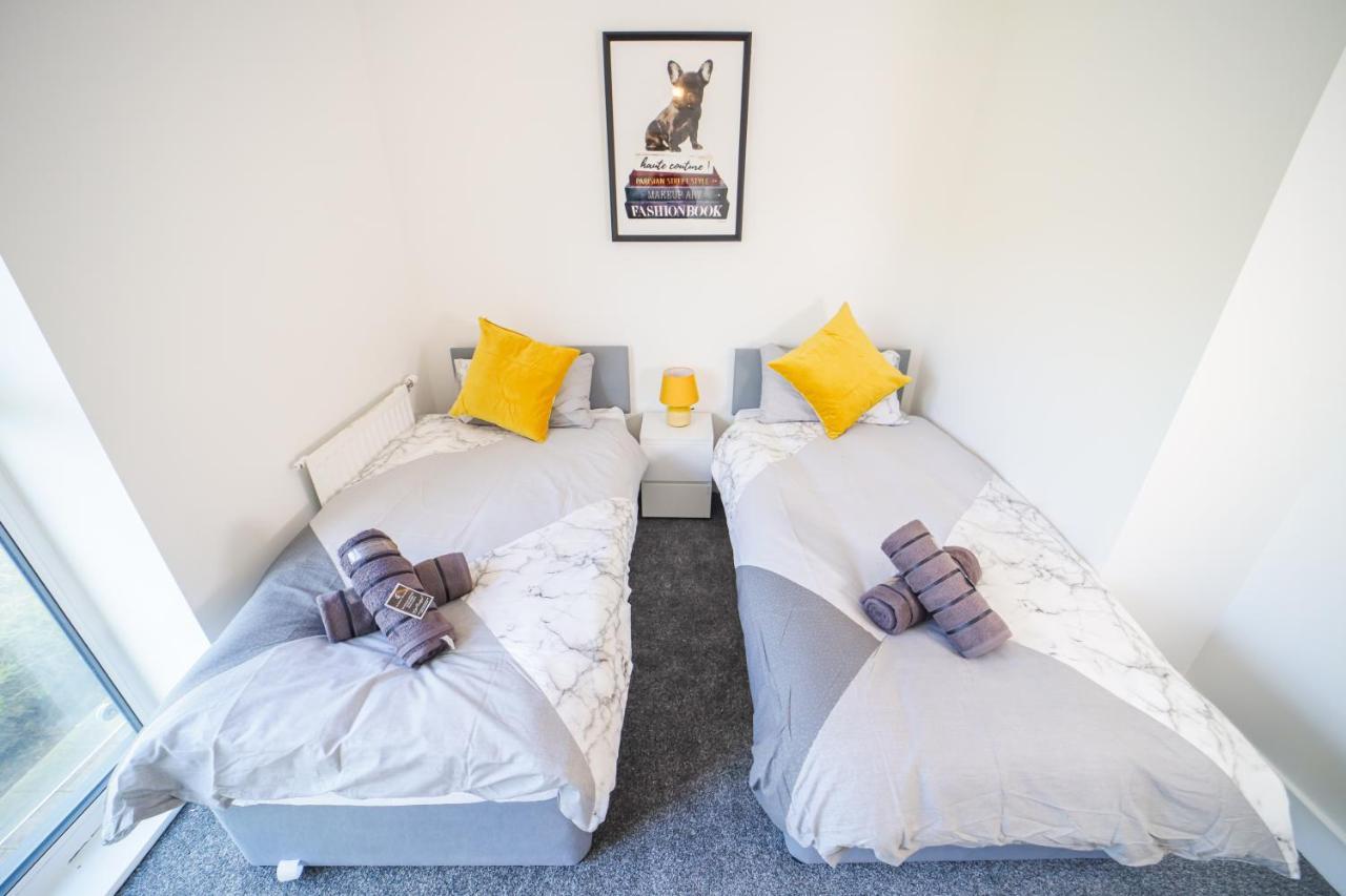 3 Bedroom House In City Centre - Sleeps 6