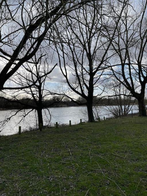 Lakeside View 2 Bedroom House Apartment Birmingham
