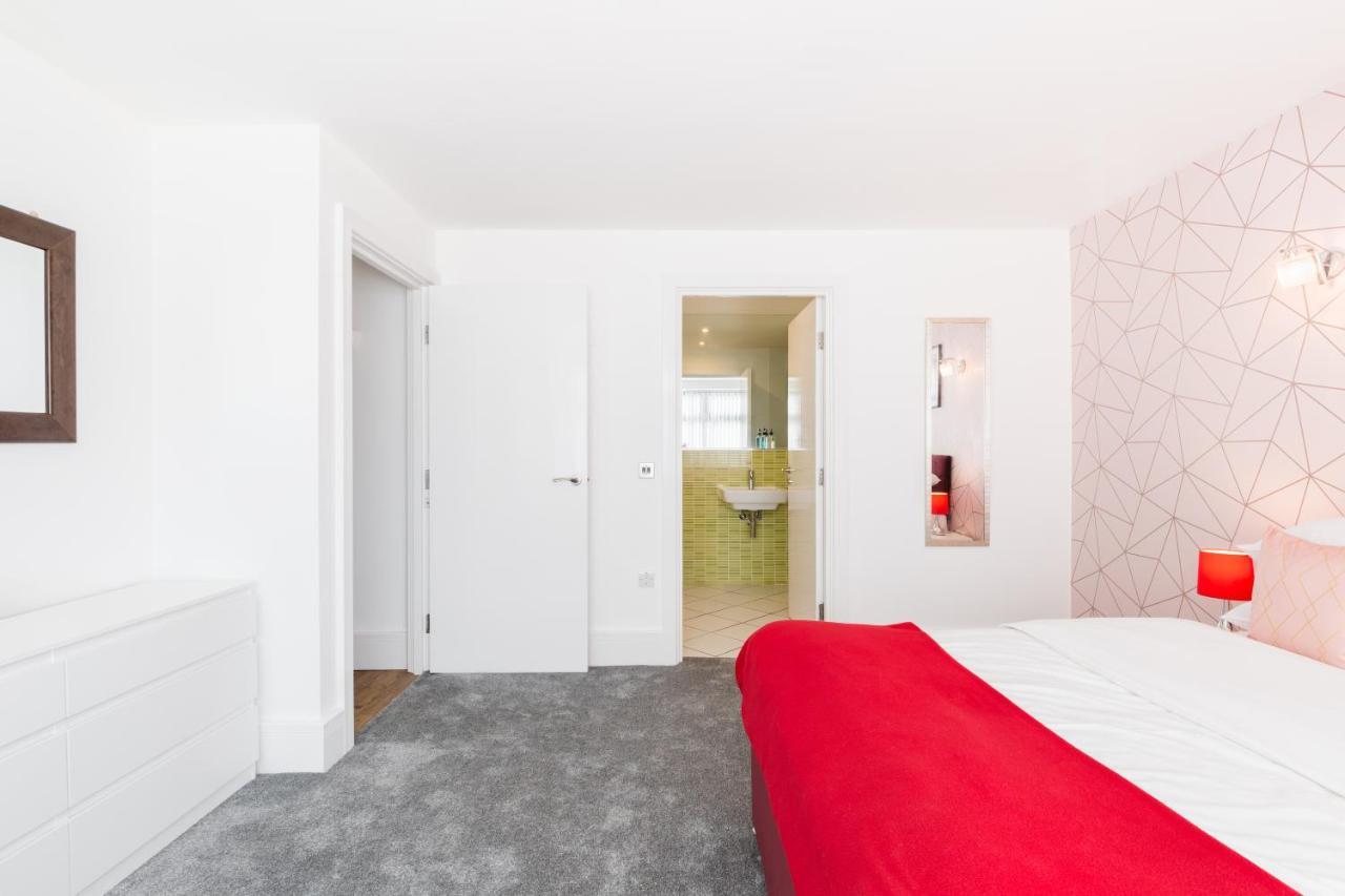 Newhall Skyline Views Centre Apartment Birmingham