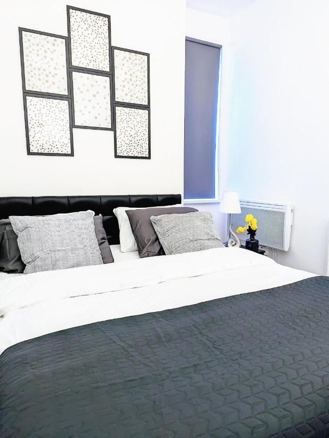 Luxury 1 Bed Service Apartment With Parking * Birmingham