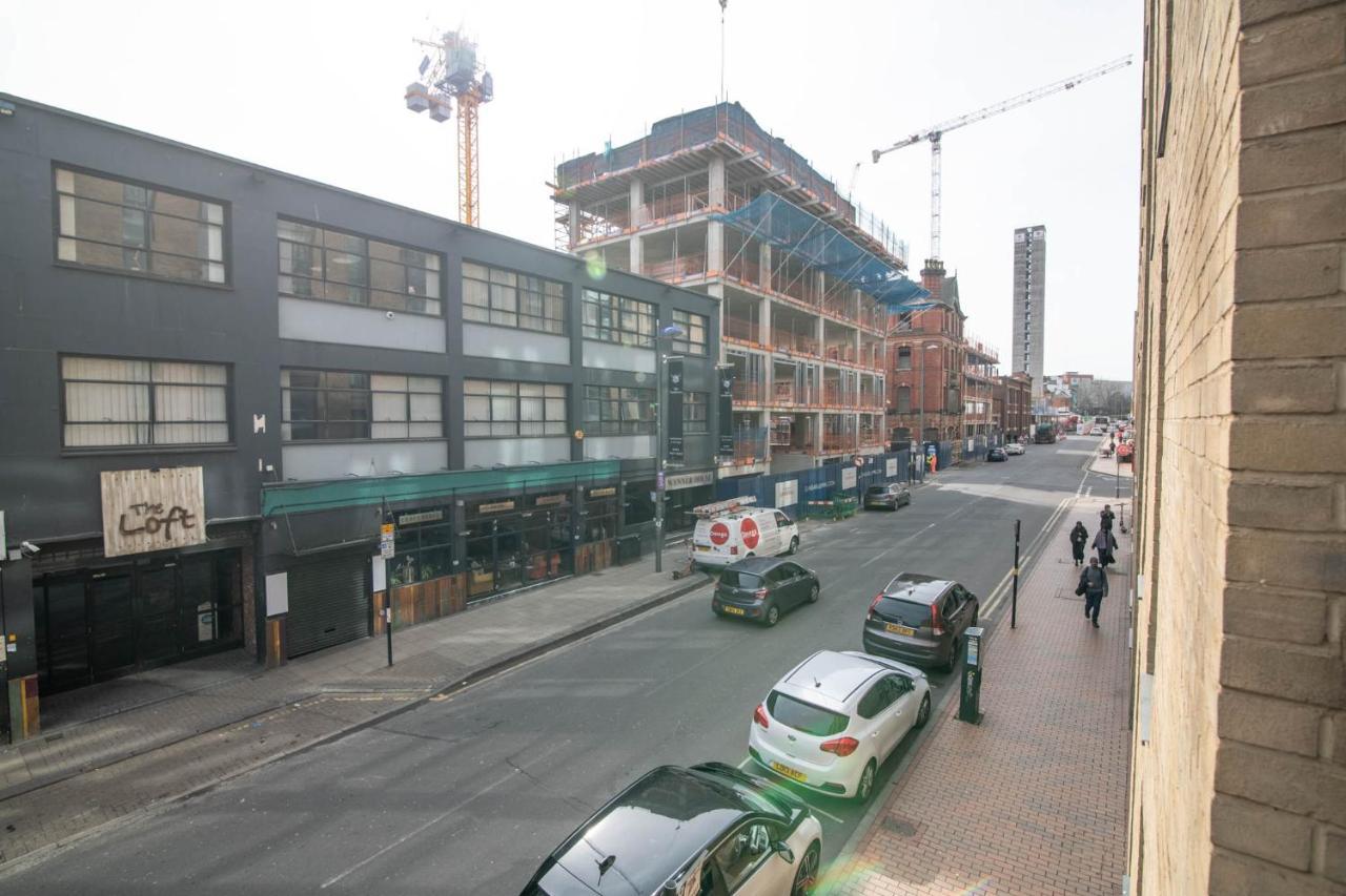 Apartment Vibrant 2 Bed 2 Bath Free Parking In Chinatown Birmingham