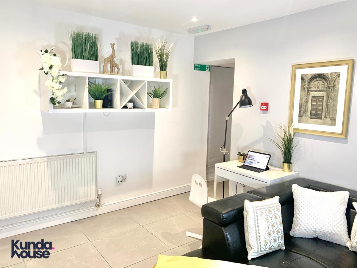 Guest house Kunda House Selly Oak Birmingham