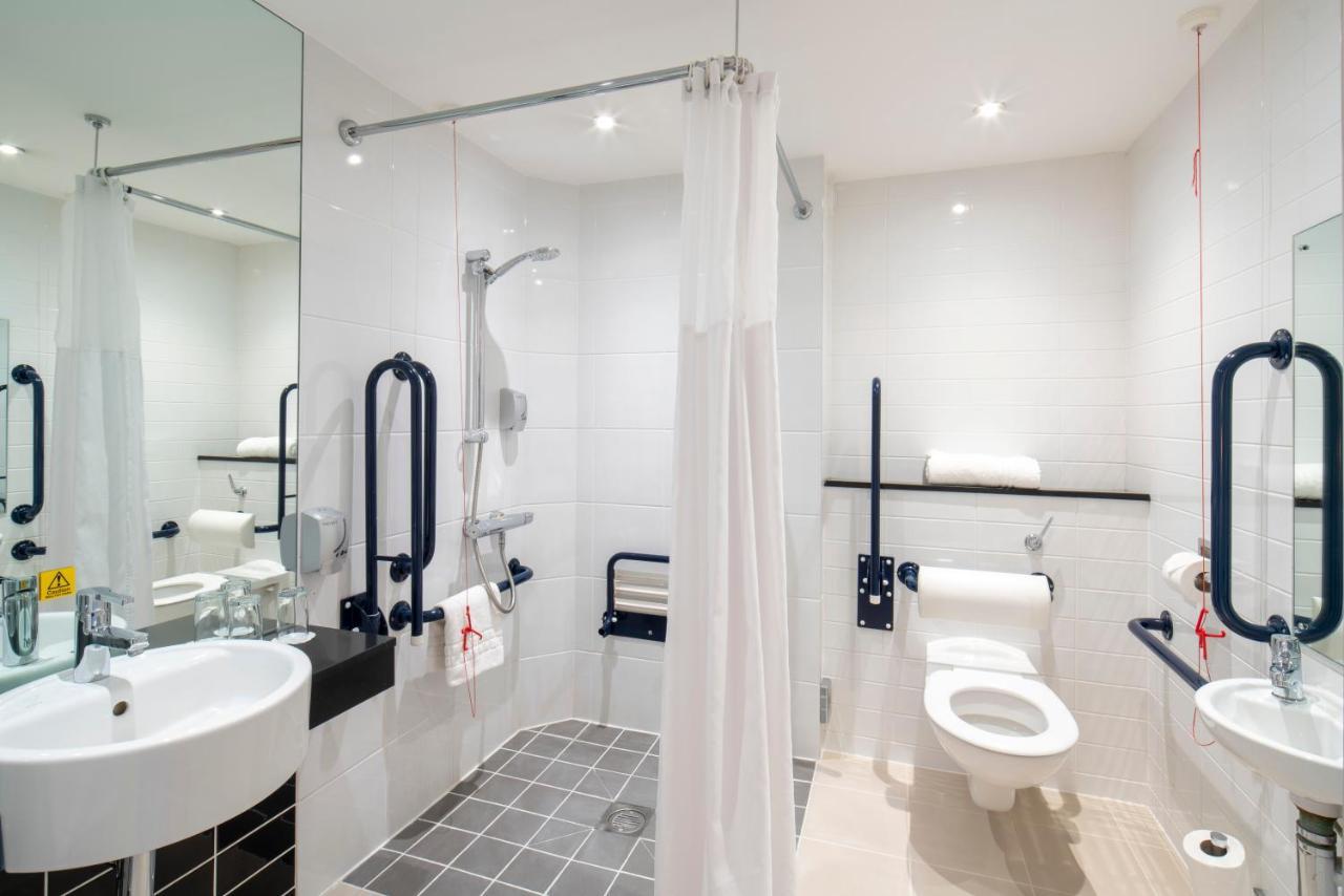 Express South A45, An Ihg Hotel 3*