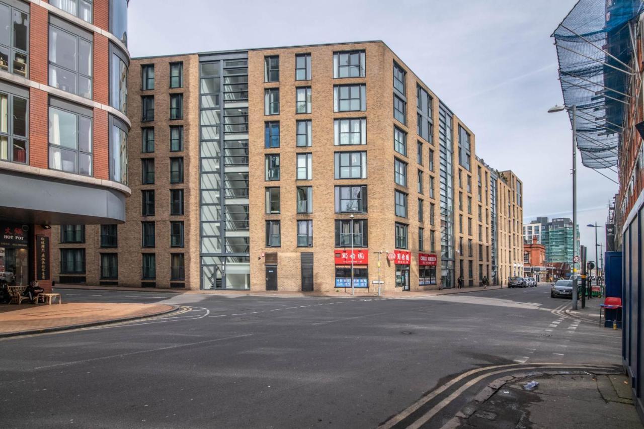 Vibrant 2 Bed 2 Bath Free Parking In Chinatown Apartment Birmingham