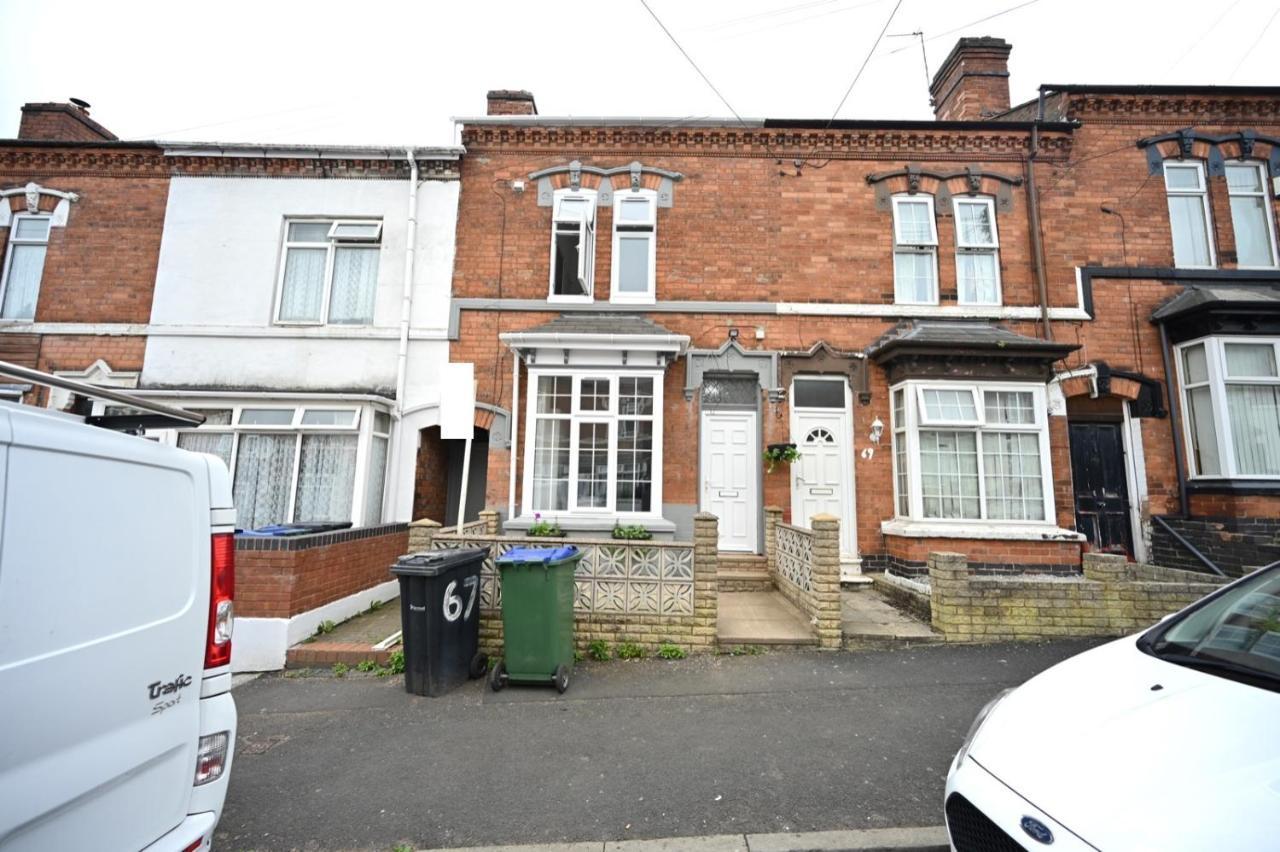 Guest house Kunda House Galton Bridge Birmingham