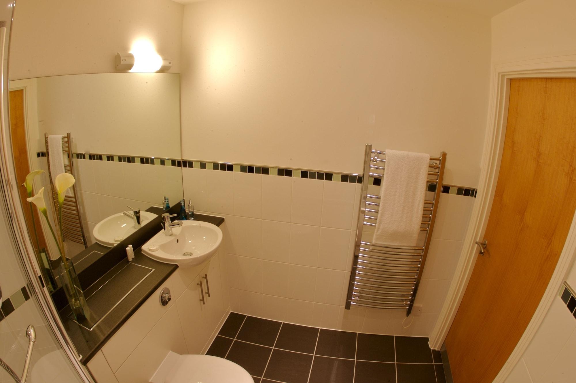 The Spires Serviced Apartment *