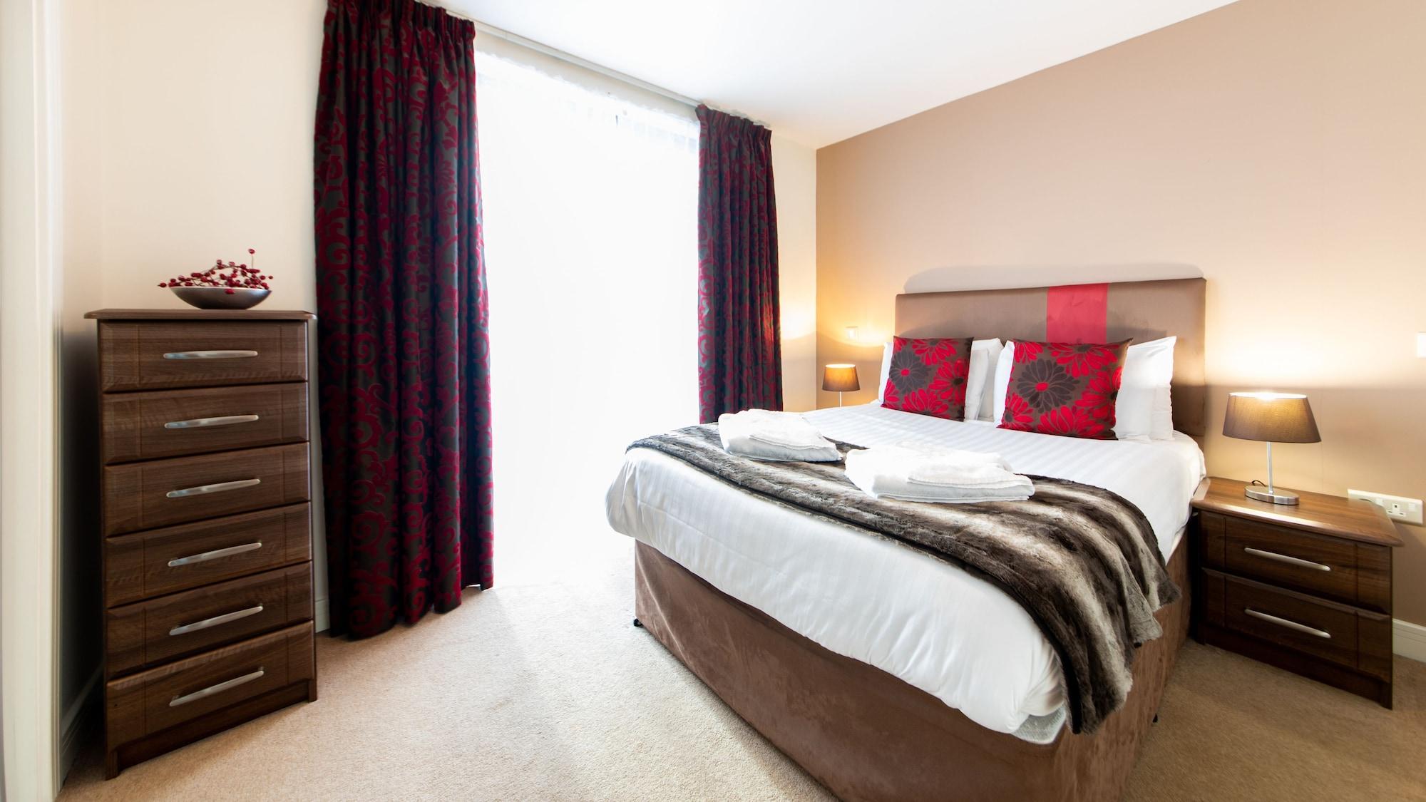 The Spires Serviced * Birmingham