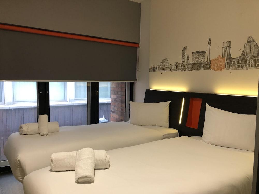 Easyhotel Hotel 3*