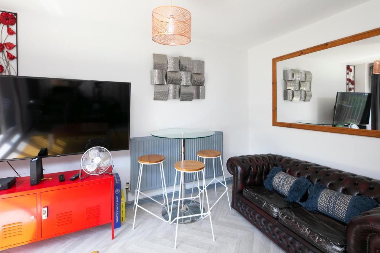 B16 Arena - 3 Bedrooms, 2 Bathrooms, Parking Space - Private - 欢迎 Holiday home *