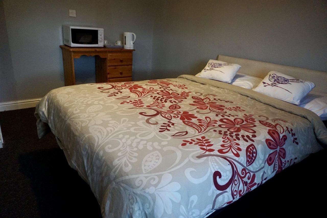 Hotel Adnans 2*