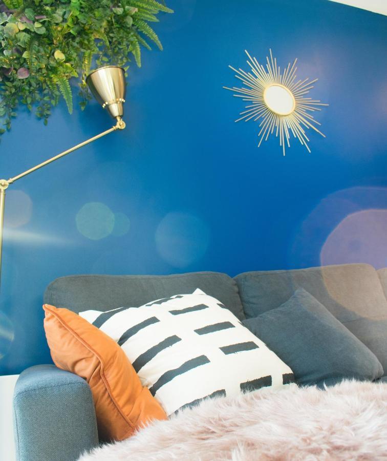 Exoticstay - Ultra Luxe Sapphire - Centre - Smart 4k Tv With Ultrafast Wifi & Netflix Apartment *