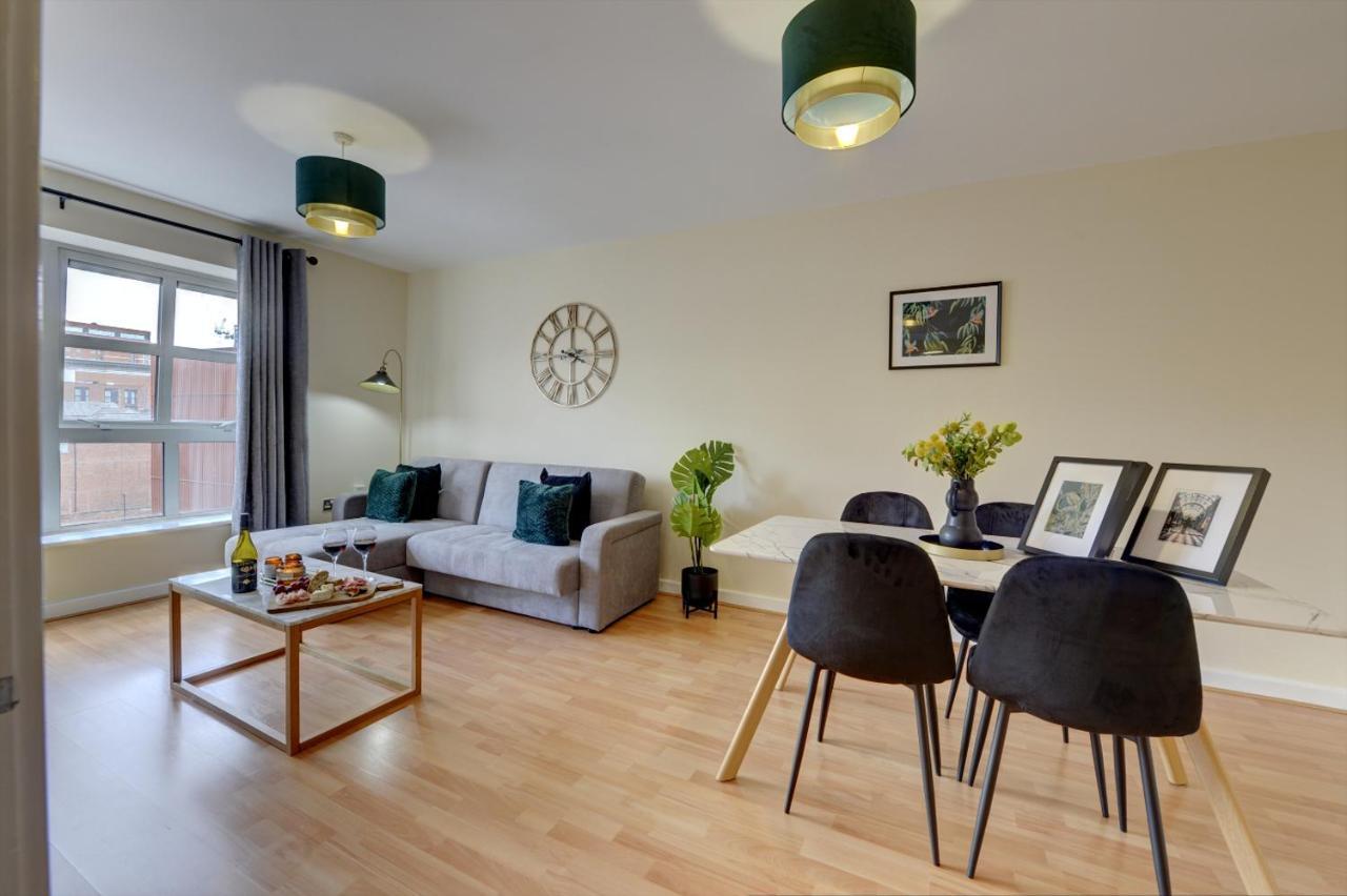 George St 2bd Executive Eco By Silva Apartment