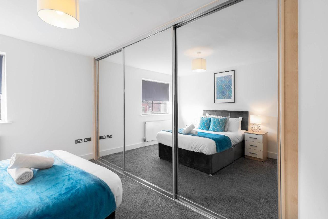 Apartment Centre - Two Bedroom - Juliet Balcony - Secure Parking - Wifi - Smart Tv Birmingham