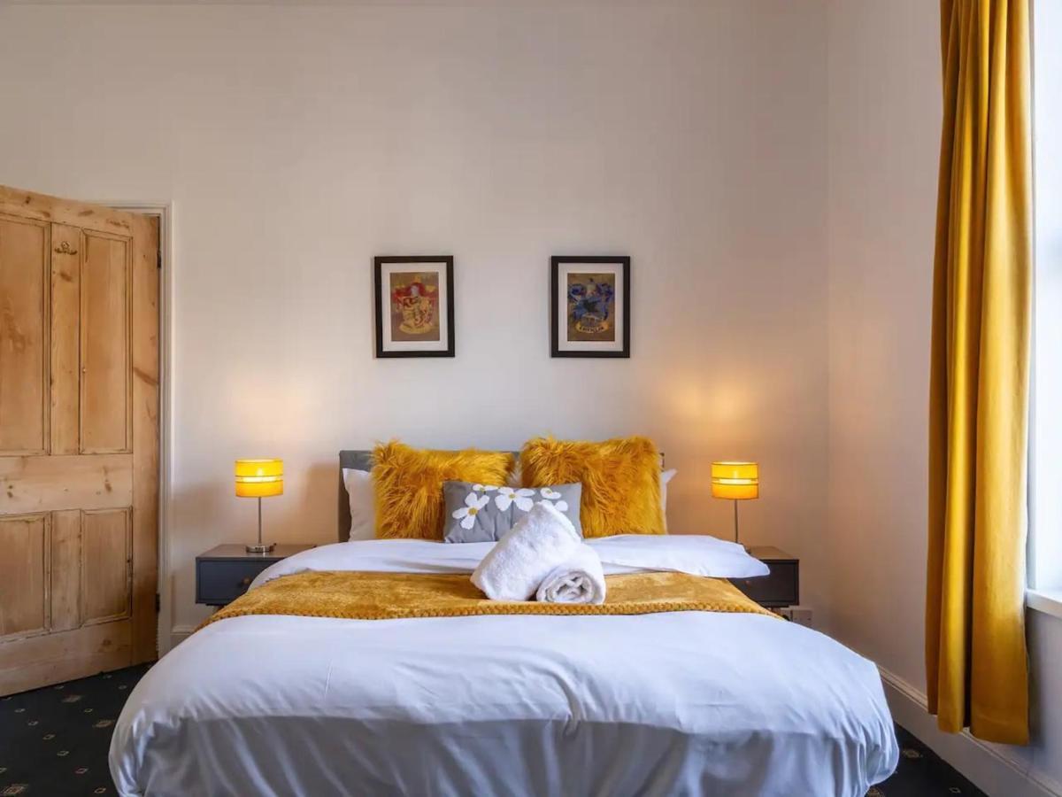 Pass The Keys Best View In - 5 Bed Character House Holiday home *