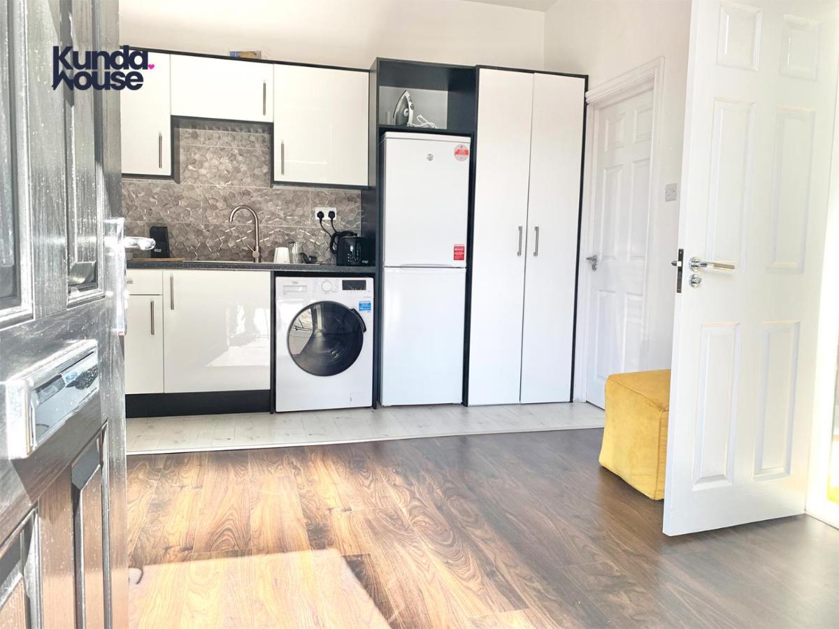 Kunda House Moseley Apartment