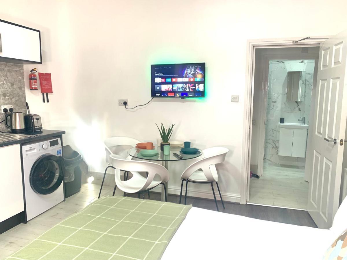 Kunda House Moseley Apartment Birmingham