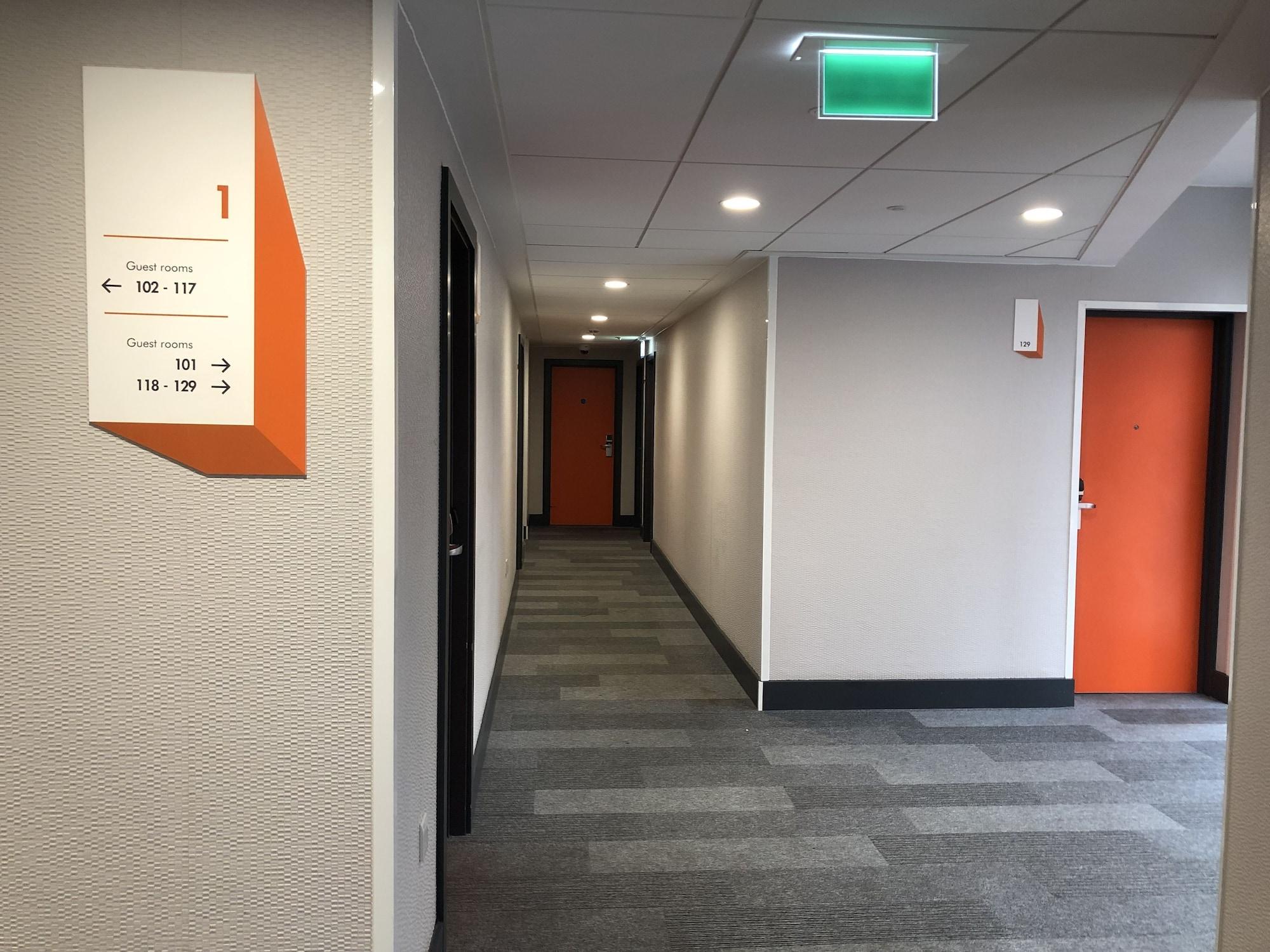 Easyhotel Hotel