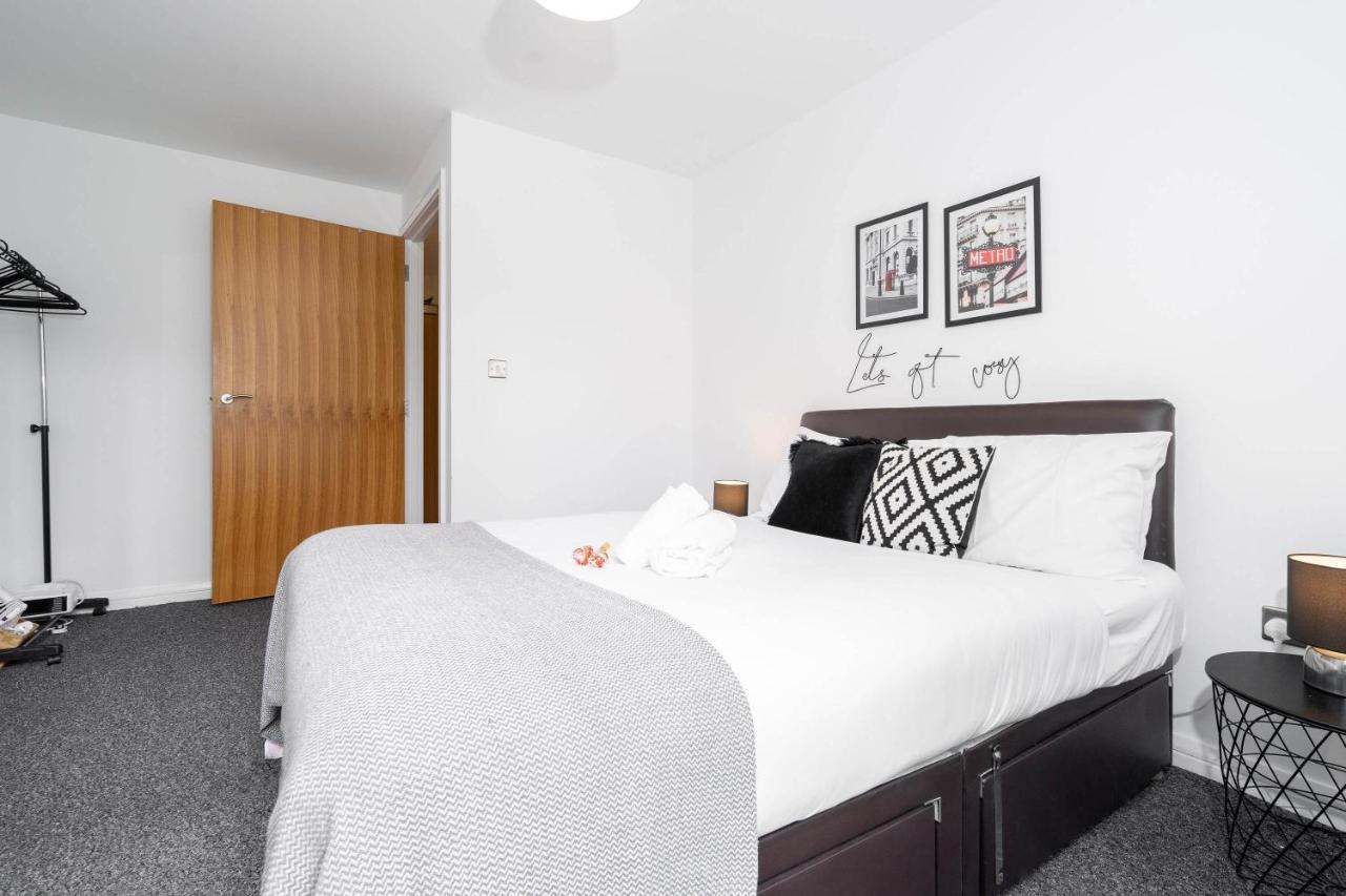 Stunning Night-Life 1 Bedroom Apartment - Arcadian Apartment *