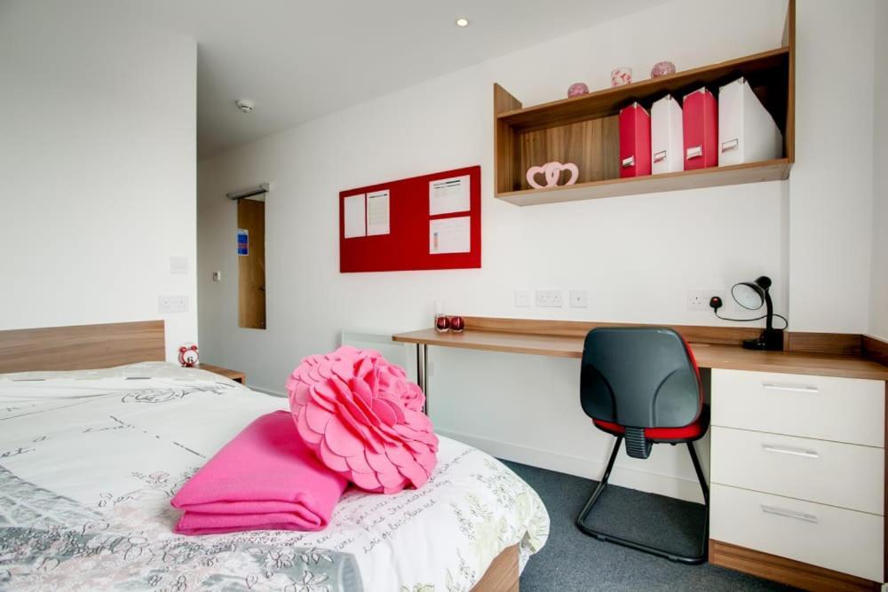 Zeni Ensuite In Inn Birmingham