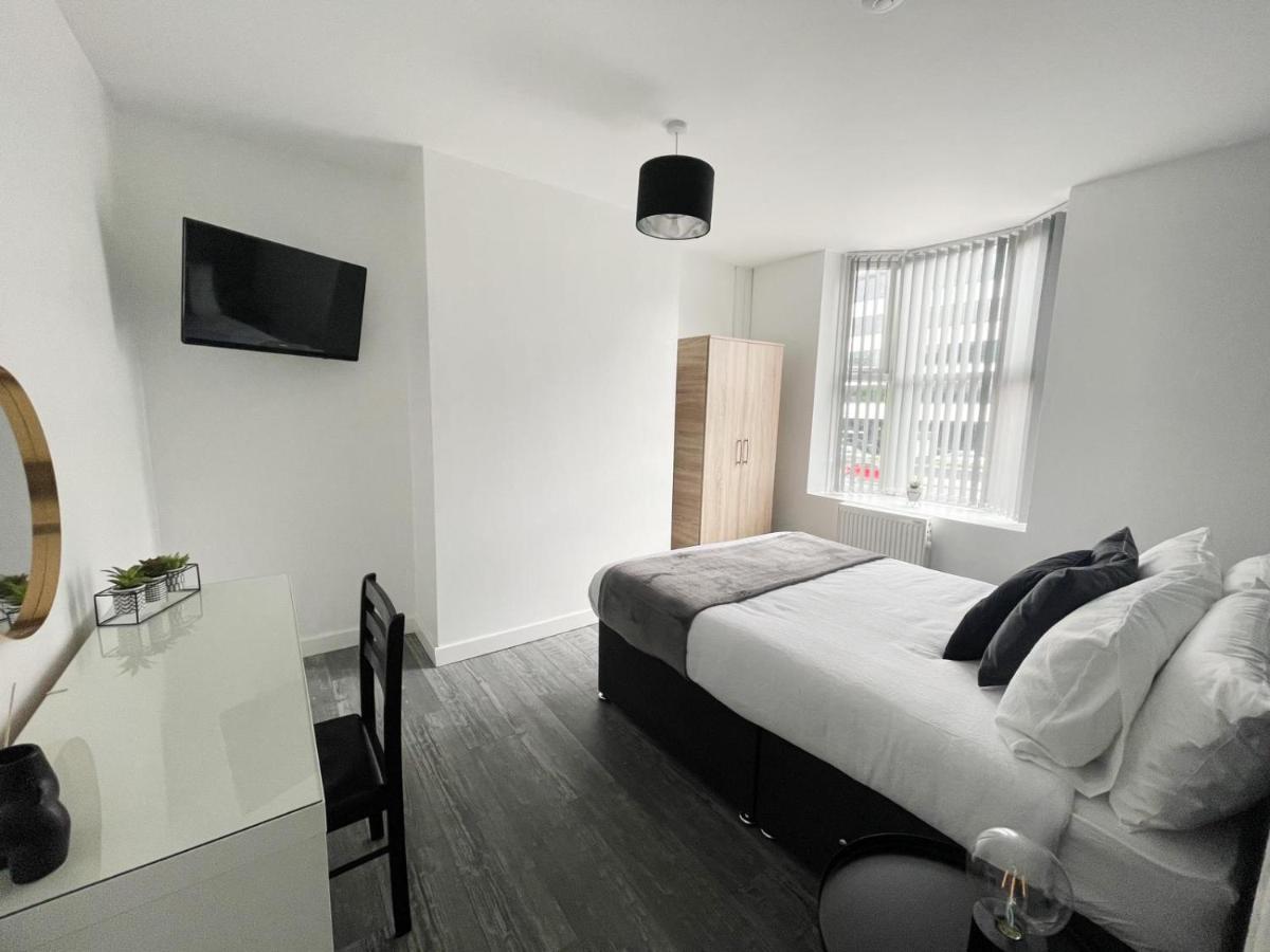 Comfortable One Bed Flat *
