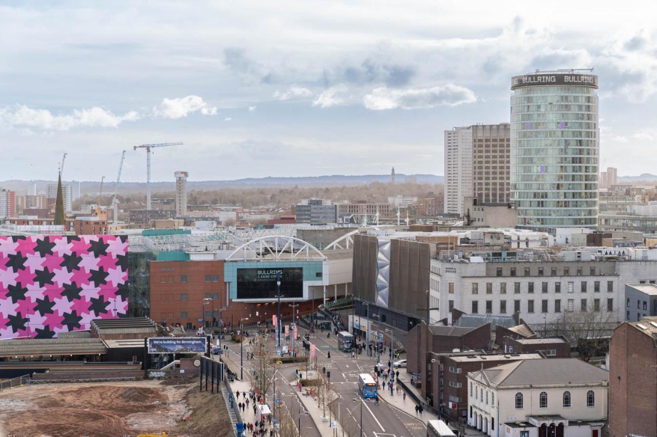Apartment Duplex Penthouse - Centre - 2 Bedroom - Secure Parking - Terrace - Skyline Views *