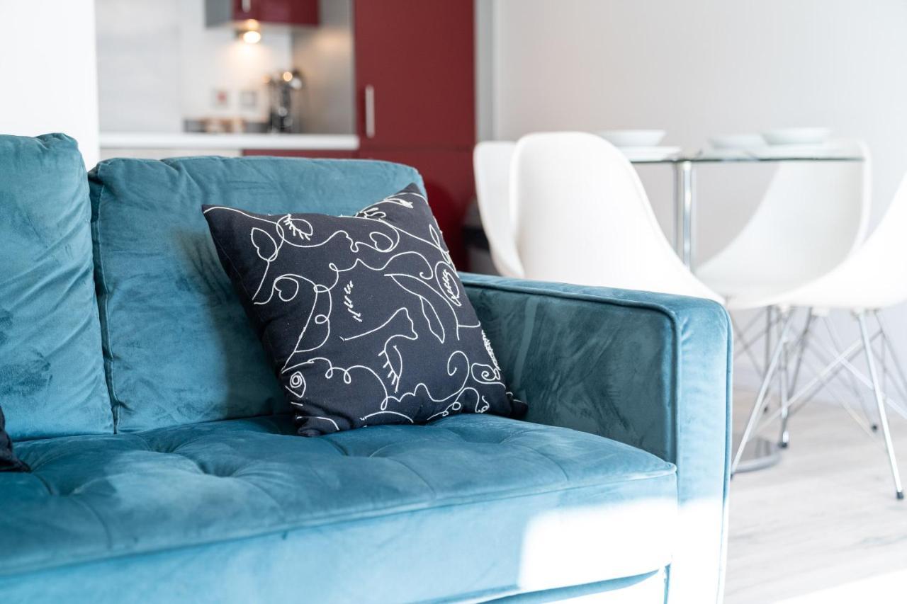 Apartment Stunning Night-Life 1 Bedroom Apartment - Arcadian