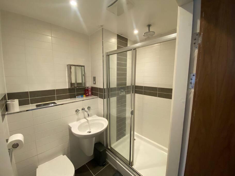 Lovely 2-Bedroom Apartment In Edgbaston Hemisphere Apartment *
