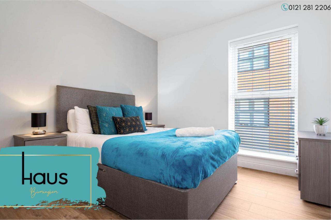 Centre - 2 Bedroom - Gated Development - Secure Parking - Netflix - Wifi -top Rated